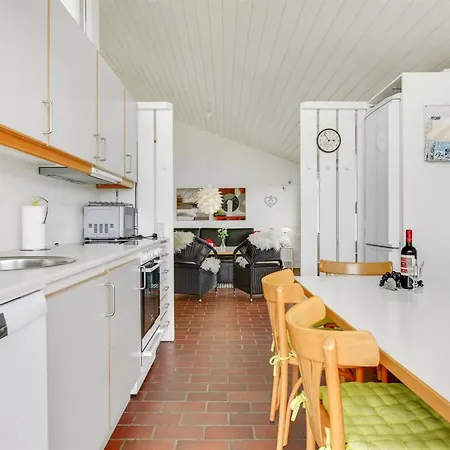 Ditte - 300m From The Sea By Interhome דירה